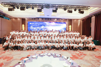 鄭州鏈家七周年 專業服務，安心之選